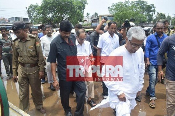 Tripura government attacking democratic acts: Manik Sarkar